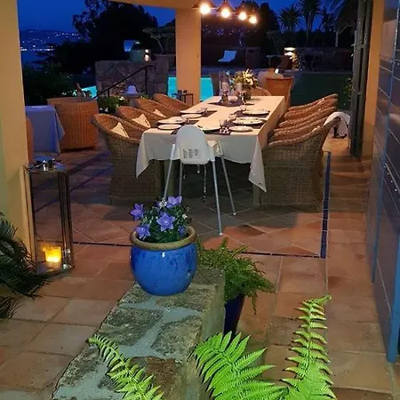 Theoule-sur-mer Sleeps 10 Pool Air Con Wifi Vila
