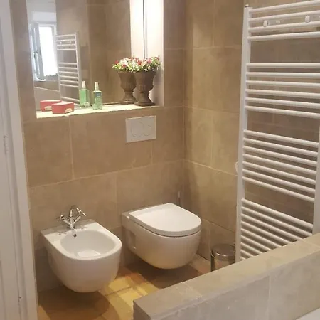 Theoule-sur-mer Sleeps 10 Pool Air Con Wifi Vila *