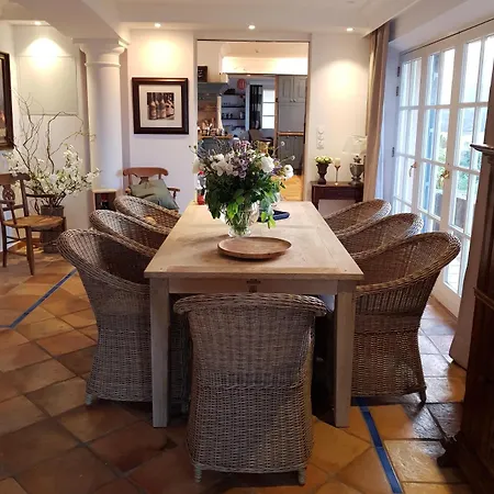 Theoule-sur-mer Sleeps 10 Pool Air Con Wifi Vila *