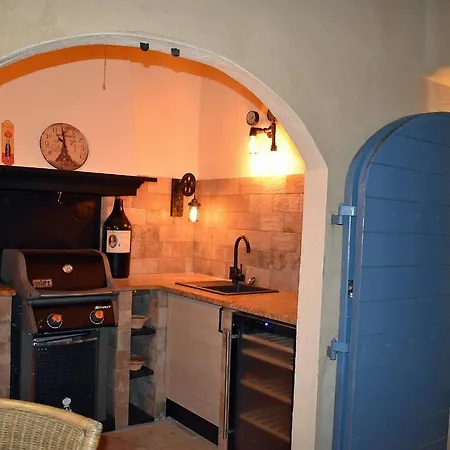 Theoule-sur-mer Sleeps 10 Pool Air Con Wifi Théoule-sur-Mer