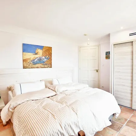 Theoule-sur-mer Sleeps 10 Pool Air Con Wifi Théoule-sur-Mer